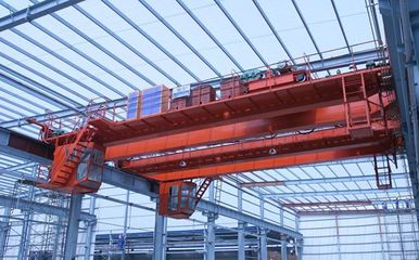 橋式起重機詳解 龍門吊、懸臂吊與QD型10噸雙梁行車的價格、廠家與選購指南